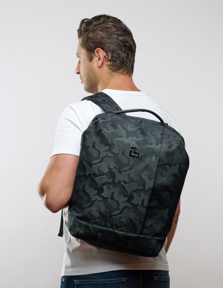 Mochila con portalaptop 7