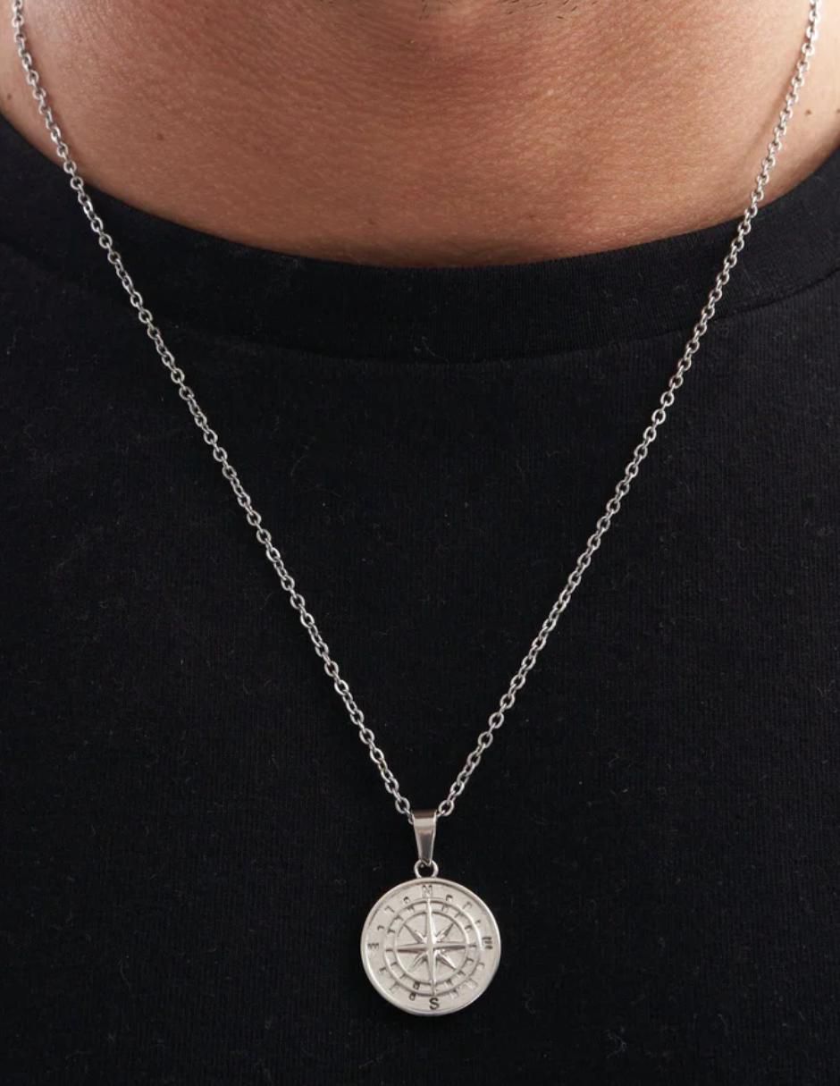 Collar circular Brujula 3