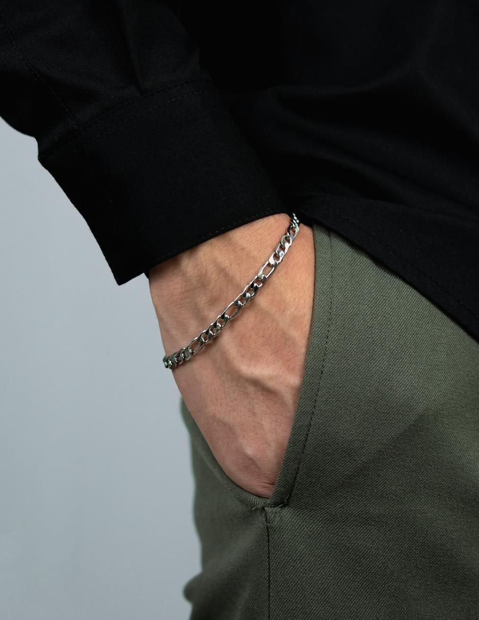 Pulsera con acabado pulido