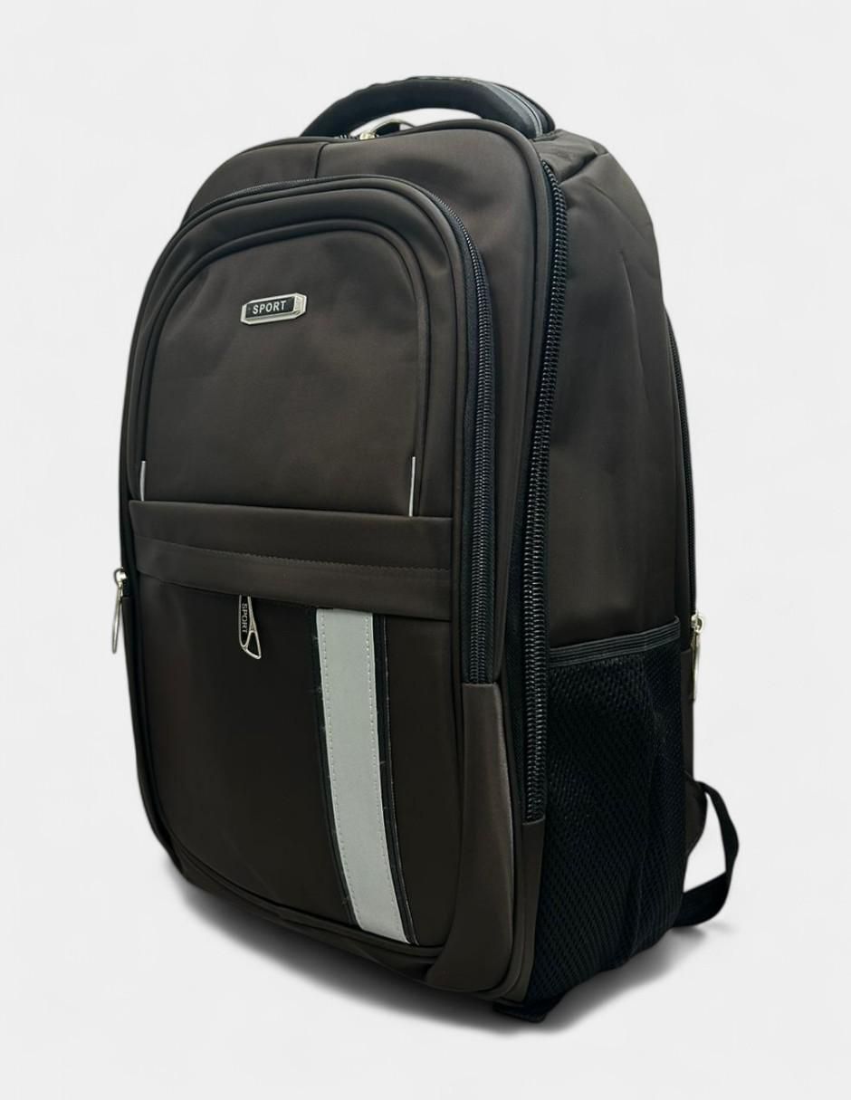 Mochila con portalaptop impermeable para hombre Mochila con portalaptop impermeable para hombre