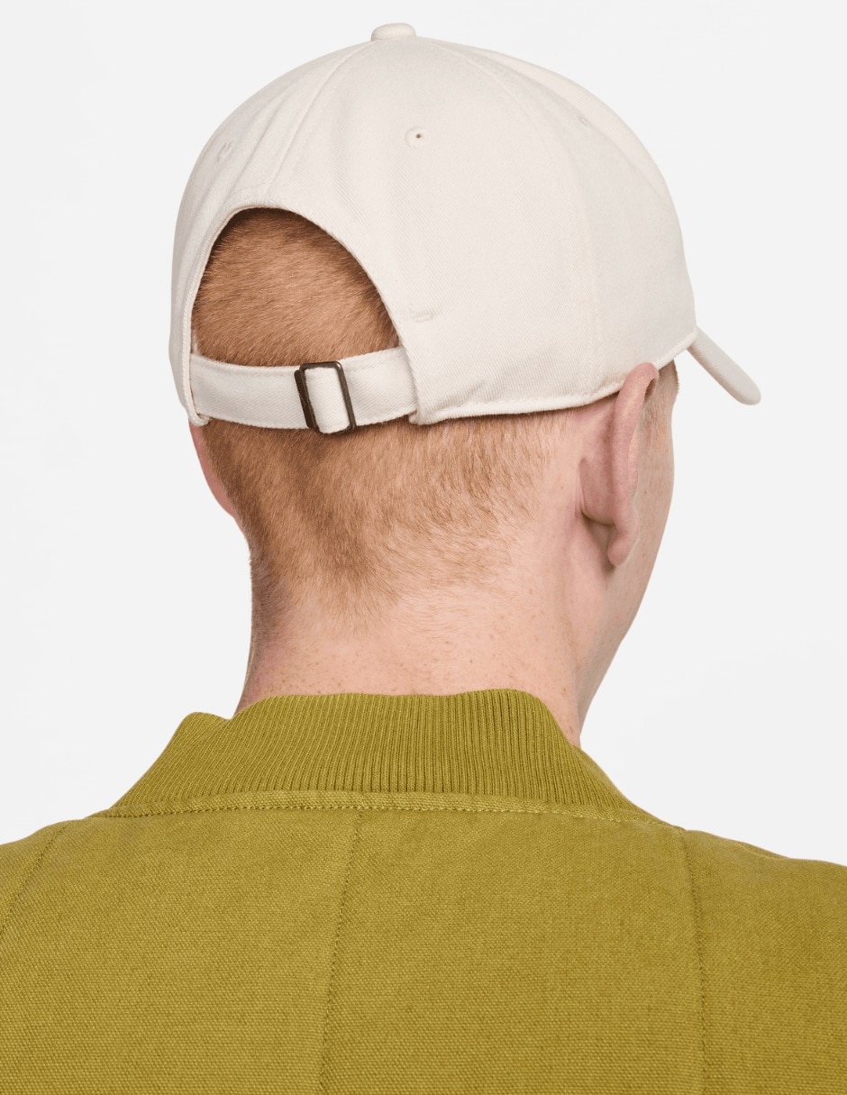 GORRA 4