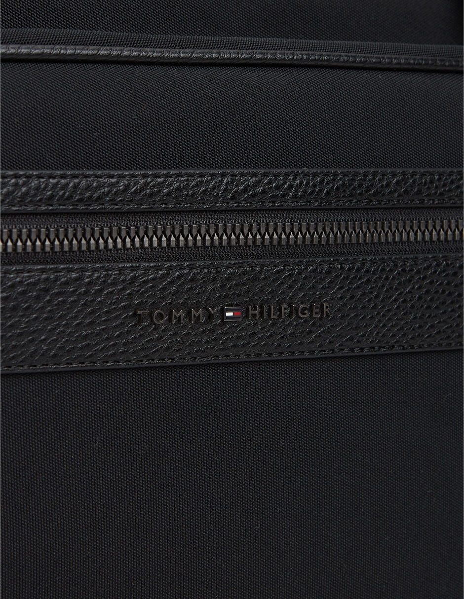 Bolsa messenger TH Repreve para hombre 4
