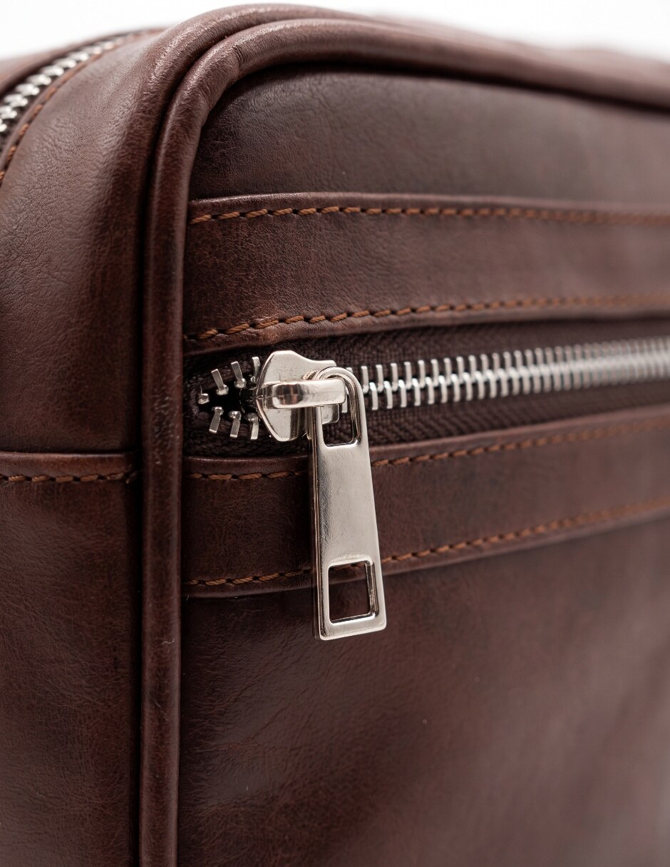 Neceser multiusos de piel para hombre 4