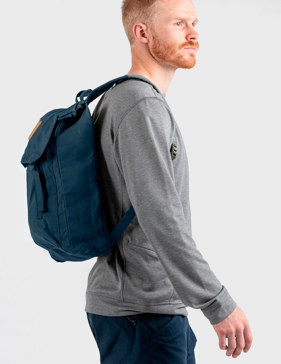 Mochila con portalaptop impermeable 2